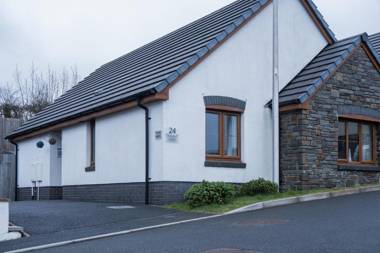 Kilgetty Heights - 2 Bedroom Cottage - Kilgetty