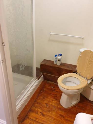 The horse and panniers guest house.