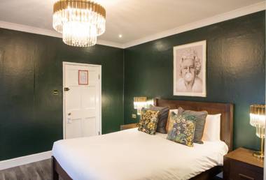 The Eton Mess Boutique Hotel