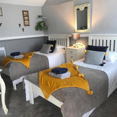 The White Horse Crostwick