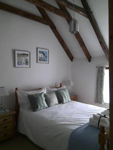 the bluebell cottage