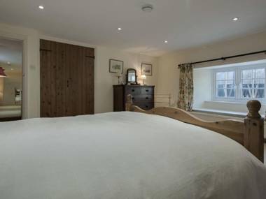 The Farmhouse Brentor