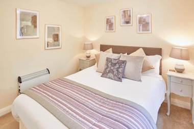 Host & Stay - Kingfisher Cottage