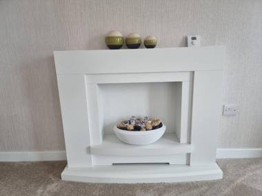 Remarkable 2-Bed Luxury Lodge in Routh with hottub