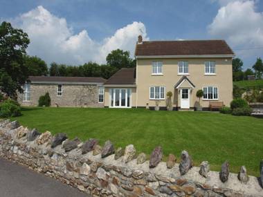 Lower Wadden Farmhouse and Annexe Colyton