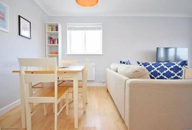 The Gulls - Wittering