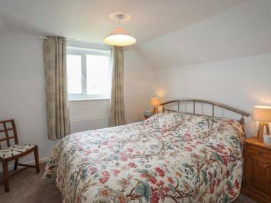 Crows Nest - Rhosneigr