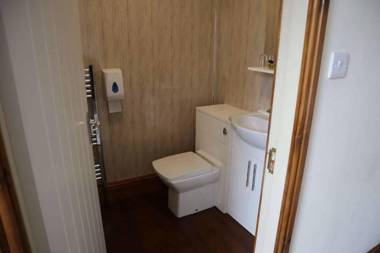 The Hare & Hounds Inn