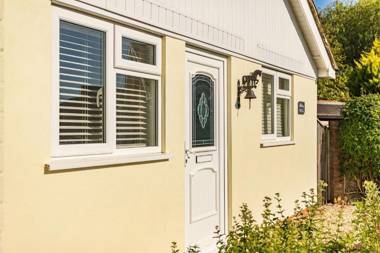 Corner cottage Forest & Sea sleeps up to 8 new