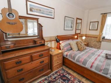 The Anchorage Apartment