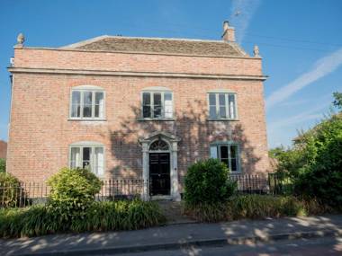 Churchend Farm Bed and Breakfast