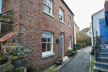 Host & Stay - Gun Gutter House