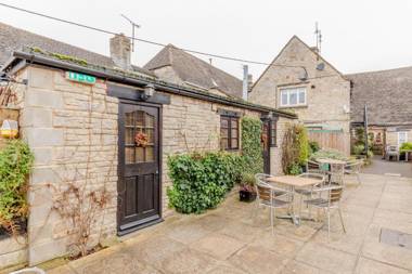Priory Tearooms Burford and B&B