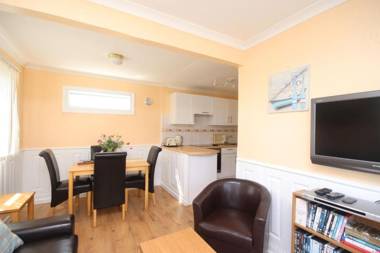 41B Medmerry Park 2 Bedroom Chalet