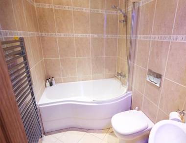 Fernydale Farm Bed & Breakfast