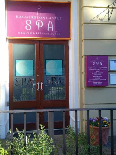 Haggerston Lola the Lodge and Betty the Van