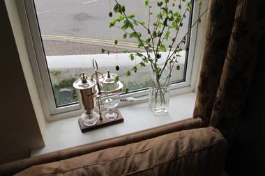 Holmleigh House Bed and Breakfast