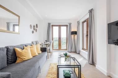 Heliodoor Serviced Apartment St Albans