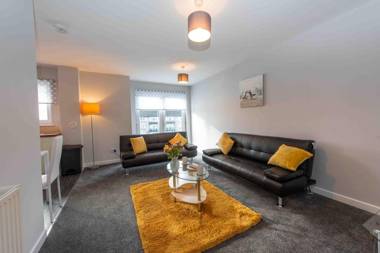 PREMIER - Wishaw En-Suite Apartment