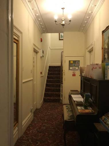 Manor Lodge Guesthouse