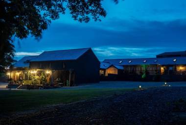 Lavender - Luxurious Barn Conversion - Blossom Farm