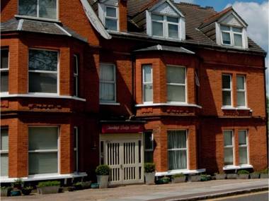 Chumleigh Lodge Hotel Ltd.
