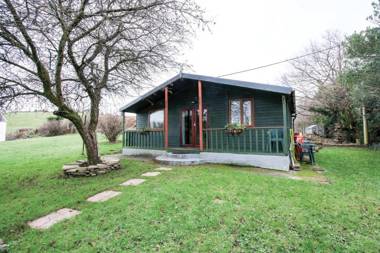 Merlins Cabin - 2 Bedroom Cabin - Blaen Cedi Farm - Penclawdd