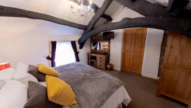 Rowrah Hall - The Old Hayloft