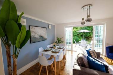 Riverwalk Apartment One