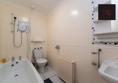 One Bedroom Apartment by Klass Living Serviced Accommodation Coatbridge - Albion Apartment