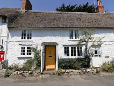 Apple Tree Cottage BURTON BRADSTOCK