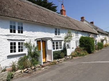Apple Tree Cottage BURTON BRADSTOCK