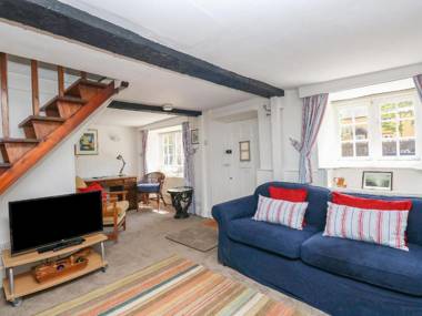Apple Tree Cottage BURTON BRADSTOCK