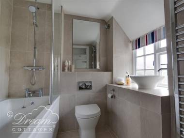 Bramble Cottage BURTON BRADSTOCK