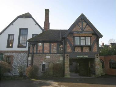 Village House Coaching Inn