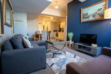 Old Barrington Arms Apartments