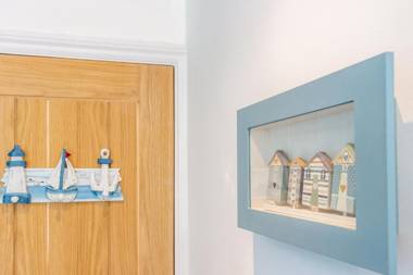 Farningham Road - 2 Bedrooms - Guest Homes