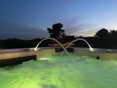 Stunning guest suite with private hot tub