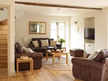 Manor Farm Courtyard Cottages