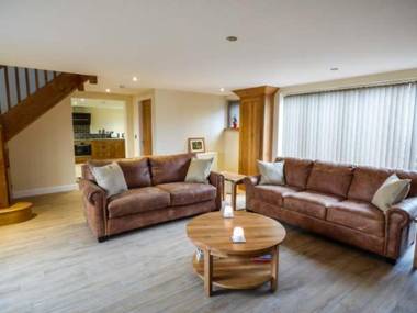 Manor Barn Stoke-on-Trent