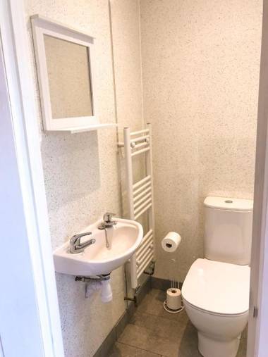 Rabbits Warren A 4 Bunk Holiday Let in The FOD