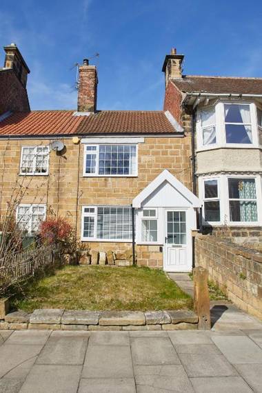 Host & Stay - The Snug