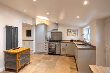 Host & Stay - Virginia House