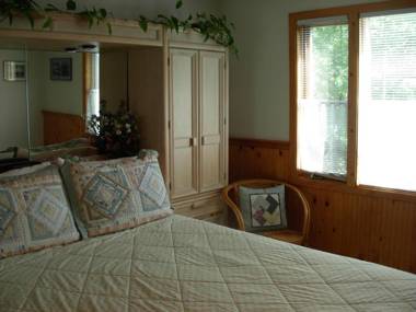 Alaska Chalet Bed & Breakfast