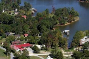 Bay Springs Country Inn & Marina