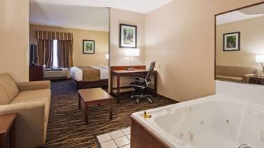 Best Western Plus Russellville Hotel & Suites