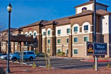 Best Western Douglas Inn & Suites