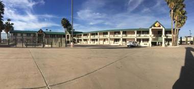 Safford Inn & Suites