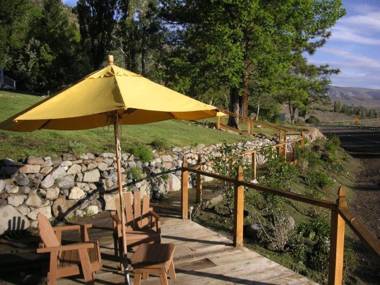 Tioga Lodge at Mono Lake