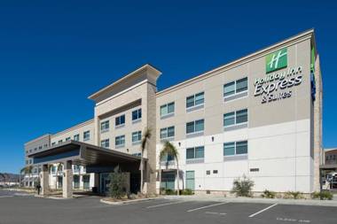 Holiday Inn Express & Suites - Murrieta an IHG Hotel